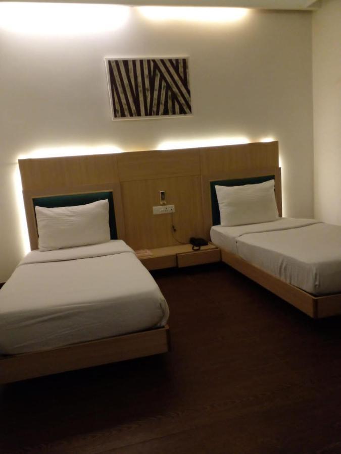 קאנפור Kingston Resort מראה חיצוני תמונה