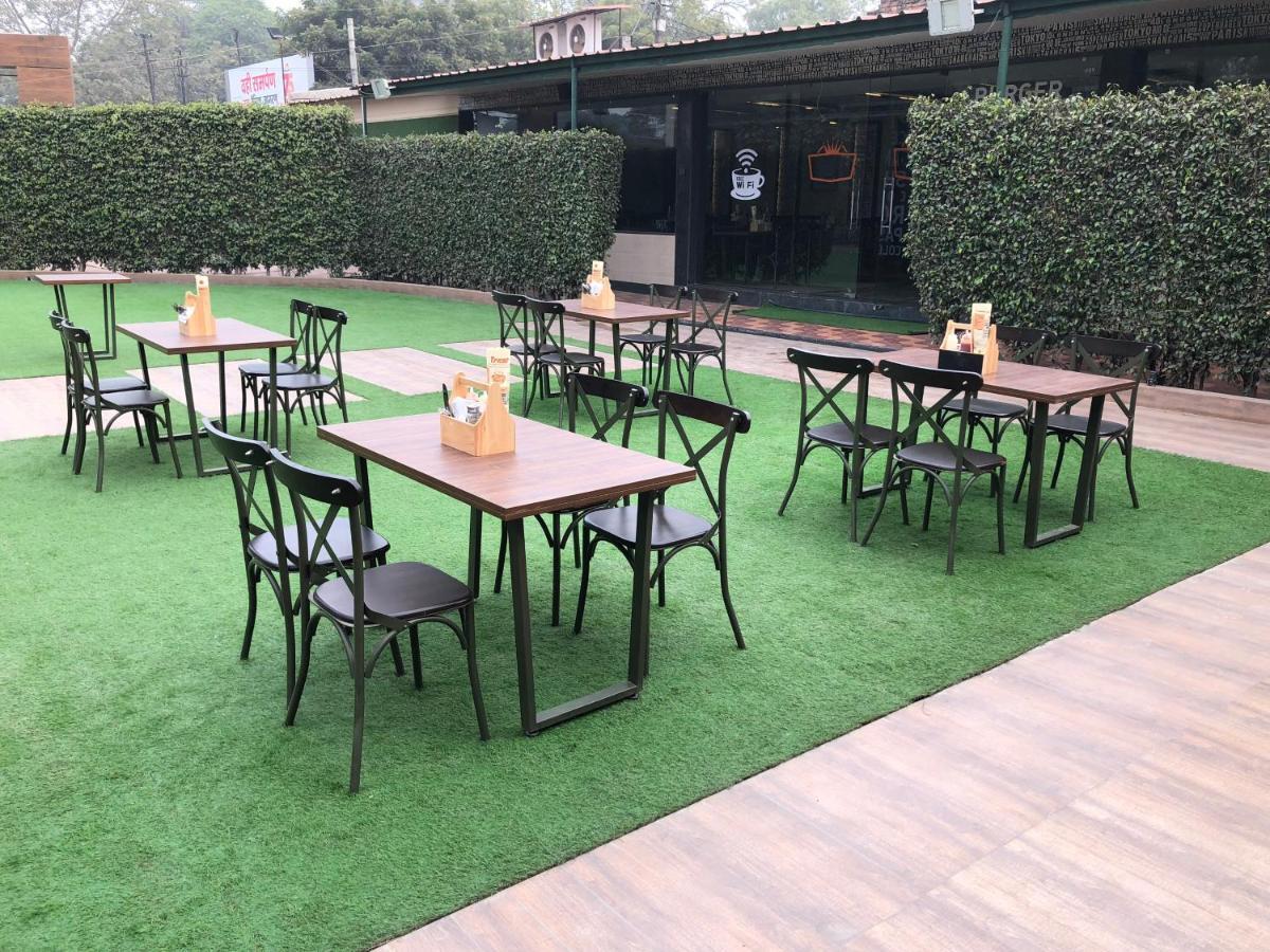 קאנפור Kingston Resort מראה חיצוני תמונה