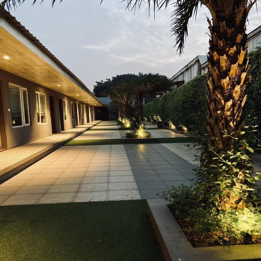 קאנפור Kingston Resort מראה חיצוני תמונה