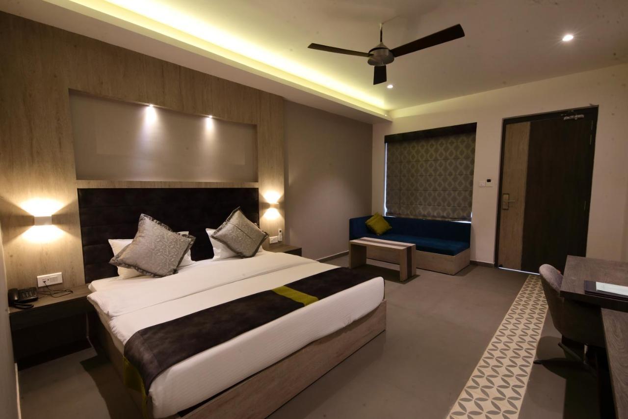 קאנפור Kingston Resort מראה חיצוני תמונה