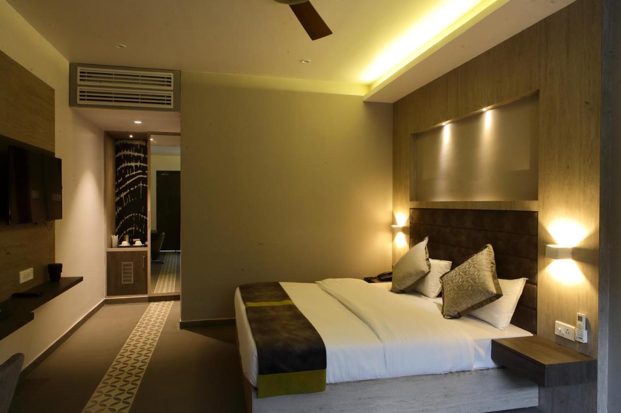 קאנפור Kingston Resort מראה חיצוני תמונה